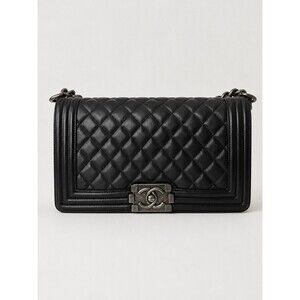 CHANEL Boy Medium Black Quilted Calfskin Ruthenium Flap Bag 100% authentic